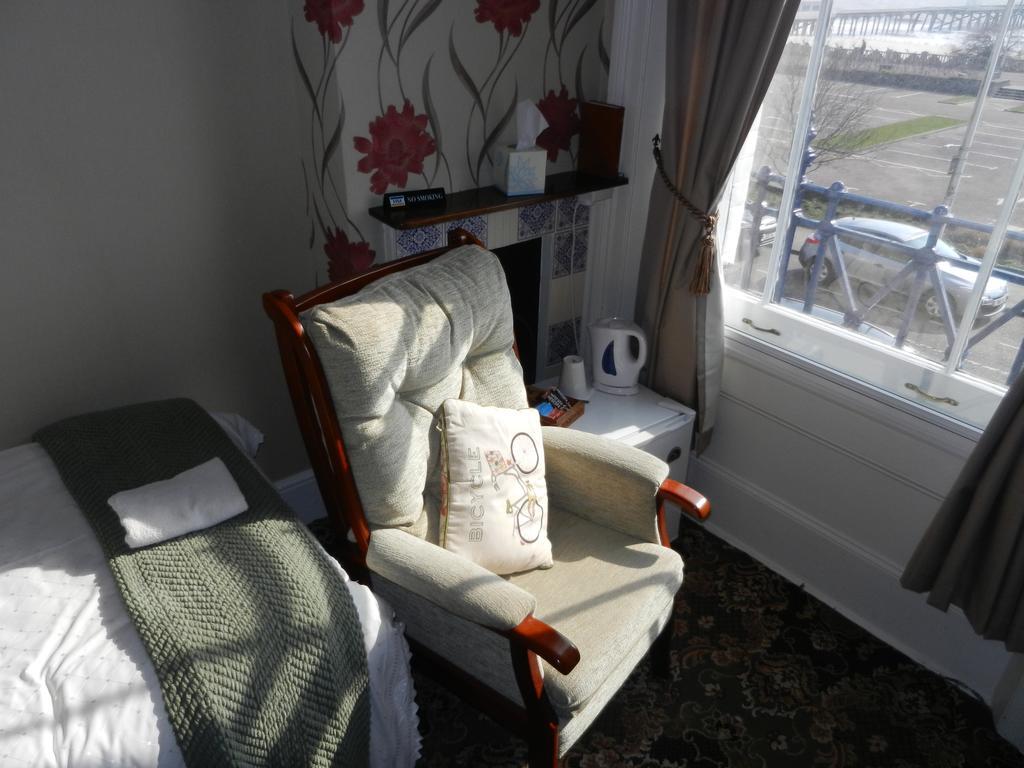 Somerton Guest House Lowestoft Bilik gambar