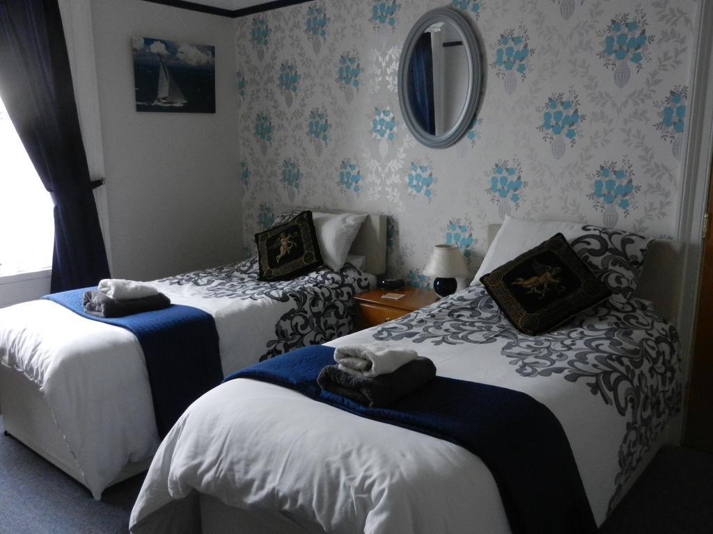 Somerton Guest House Lowestoft Bilik gambar