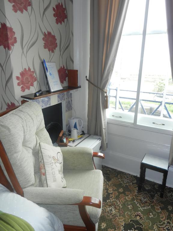 Somerton Guest House Lowestoft Bilik gambar